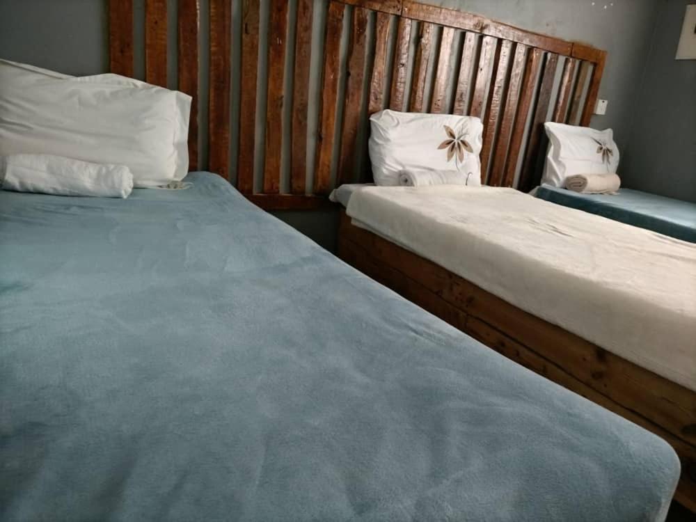 Jungle Breeze Home Stay Касане Экстерьер фото